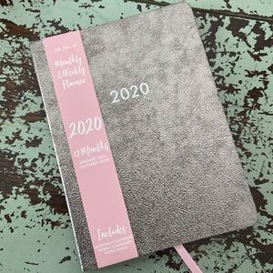 NWT 2020 12 months monthly & weekly planner